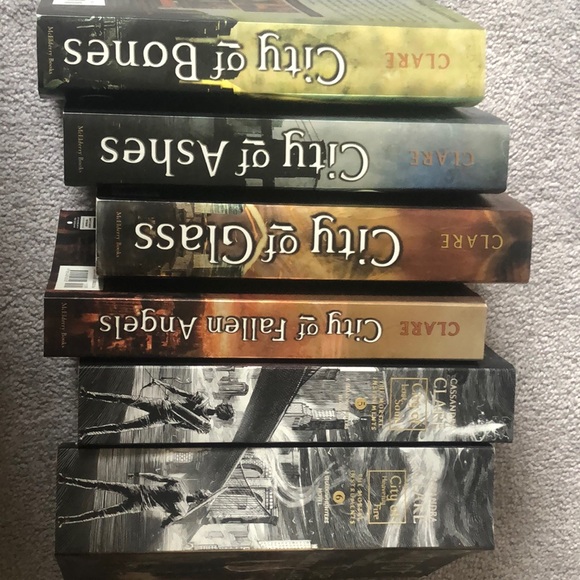 The Mortal Instruments Series by Cassandra Clare - Picture 1 of 1